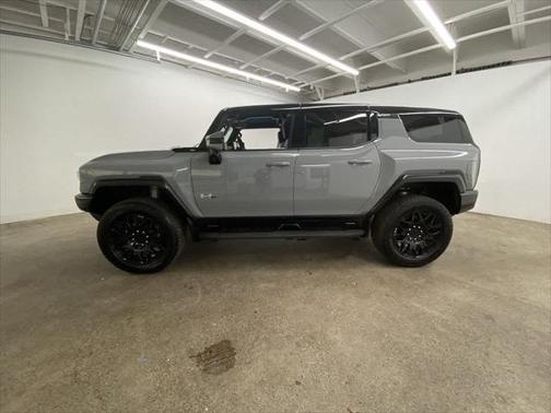 2024 GMC HUMMER EV SUV 2X
