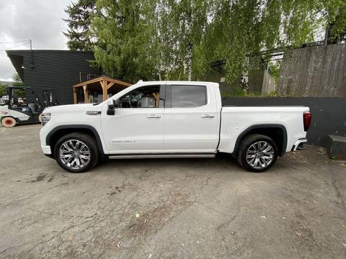 Summit White 2023 GMC Sierra 1500 Denali