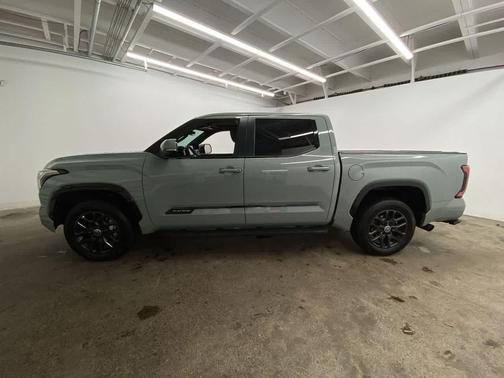 2024 Toyota Tundra Platinum