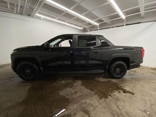 2024 Chevrolet Silverado EV Work Truck
