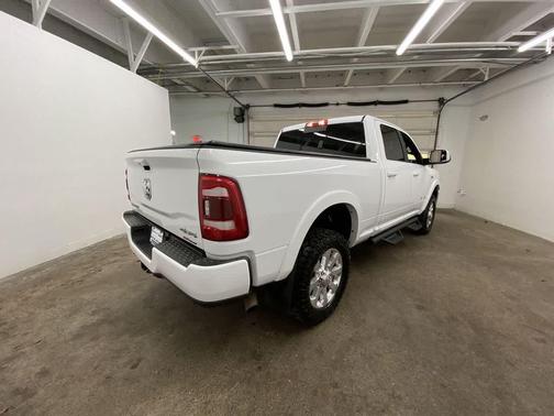2021 RAM 2500 Laramie Crew Cab 4x4 6'4' Box