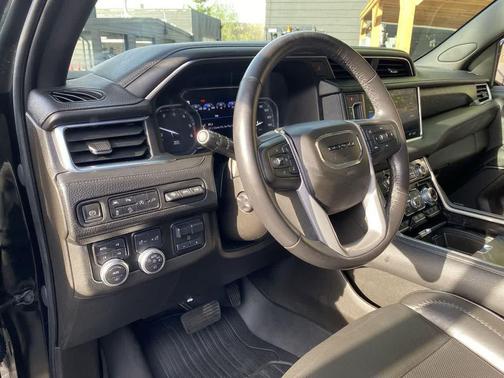 Onyx Black 2021 GMC Yukon Denali
