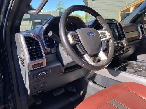 AGATE BLACK 2022 Ford F-250 Platinum