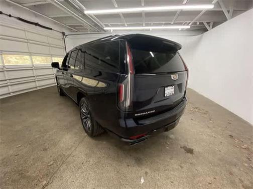 2021 Cadillac Escalade ESV Sport