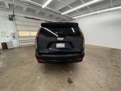 2021 Cadillac Escalade ESV Sport