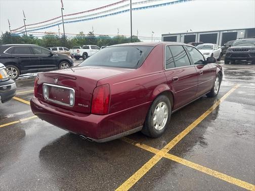 2000 Cadillac DeVille Base