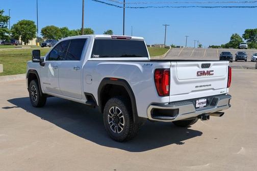 2021 GMC Sierra 2500 SLT