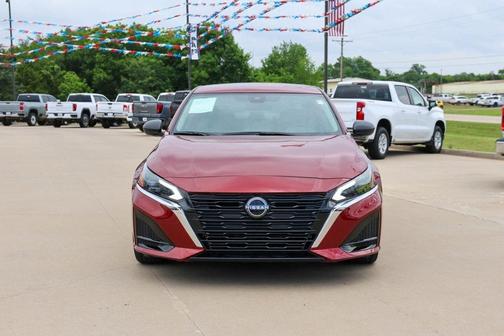 2025 Nissan Altima SV