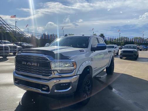 2020 RAM 2500 Limited Crew Cab 4X4 6'4' Box