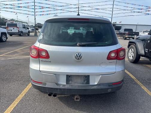 2009 Volkswagen Tiguan Base