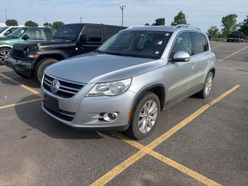 2009 Volkswagen Tiguan Base