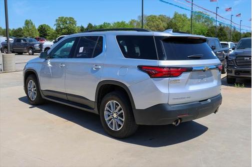 2022 Chevrolet Traverse LT Leather