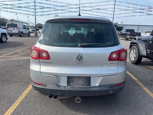 2009 Volkswagen Tiguan SE