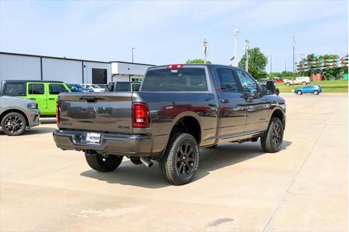 2025 RAM 2500 Big Horn Crew Cab 4x4 6'4' Box