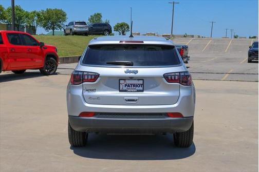 2025 Jeep Compass Sport