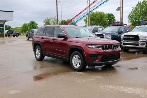 2023 Jeep Grand Cherokee Laredo