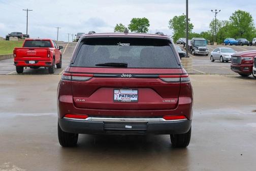 2023 Jeep Grand Cherokee Laredo