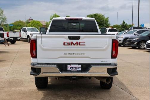 2022 GMC Sierra 2500 SLT