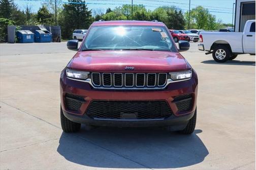 2023 Jeep Grand Cherokee Laredo