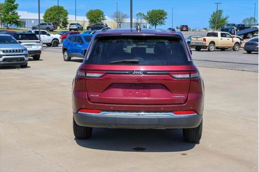2023 Jeep Grand Cherokee Laredo