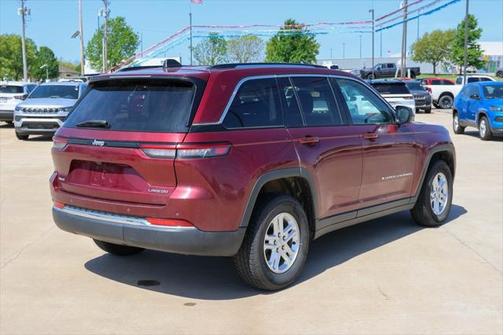 2023 Jeep Grand Cherokee Laredo