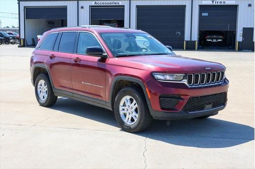 2023 Jeep Grand Cherokee Laredo