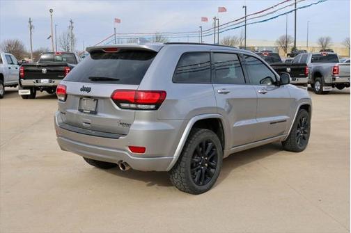 2021 Jeep Grand Cherokee Laredo