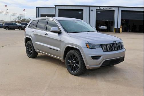 2021 Jeep Grand Cherokee Laredo
