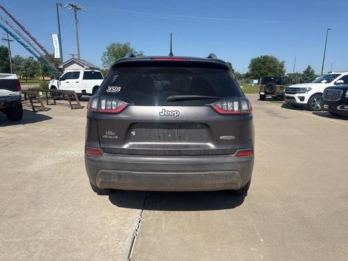 2019 Jeep Cherokee Latitude Plus