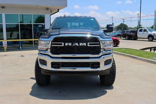 2023 RAM 2500 Tradesman Crew Cab 4x4 6'4' Box