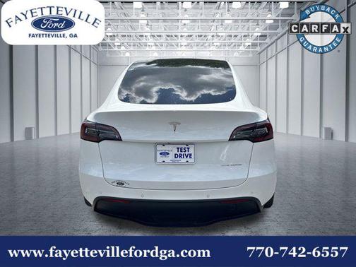 2022 Tesla Model Y Long Range Dual Motor All-Wheel Drive
