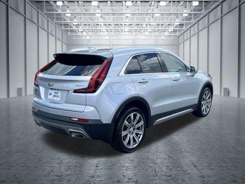 2019 Cadillac XT4 Premium Luxury