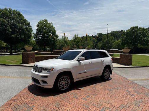 2017 Jeep Grand Cherokee Summit