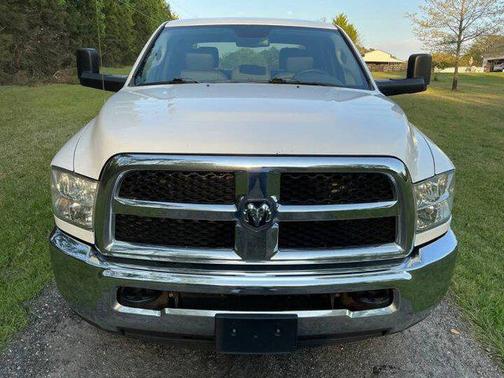 2018 RAM 2500 Tradesman Crew Cab 4x2 8' Box