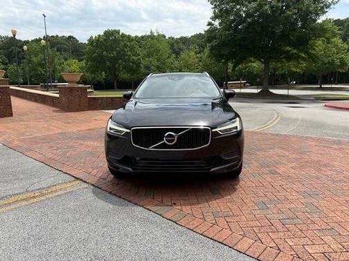 2020 Volvo XC60 T6 Momentum