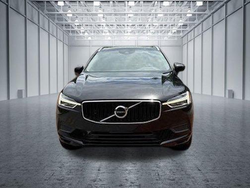 2020 Volvo XC60 T6 Momentum