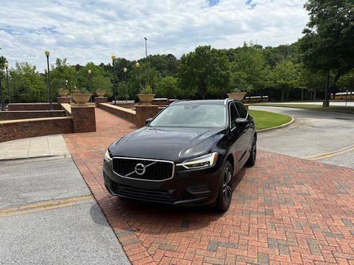2020 Volvo XC60 T6 Momentum