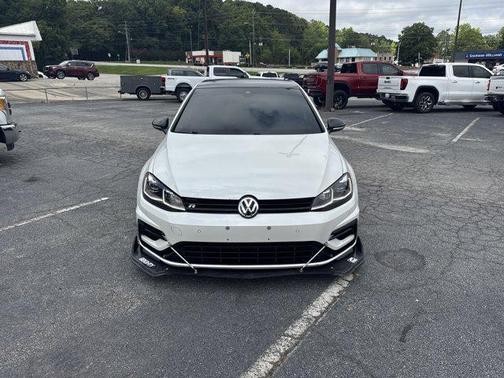 2018 Volkswagen Golf R 2.0T DSG