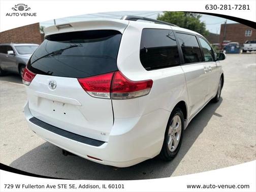 2012 Toyota Sienna LE