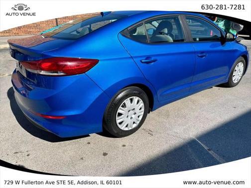 2017 Hyundai ELANTRA SE