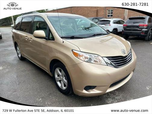 2011 Toyota Sienna LE