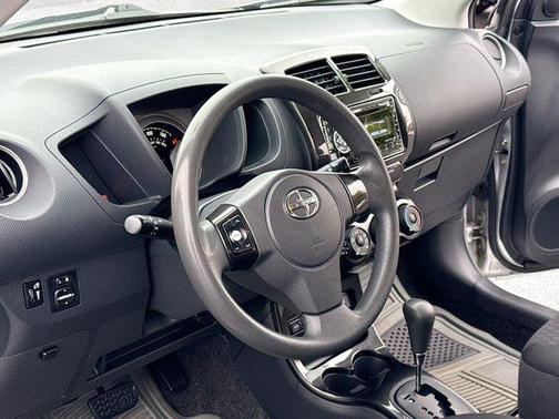 2009 Scion xD