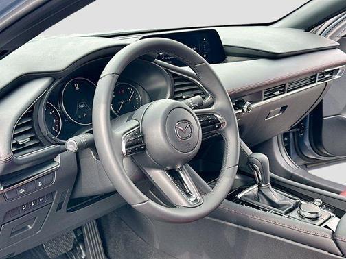 2025 Mazda Mazda3 2.5 S Carbon Edition