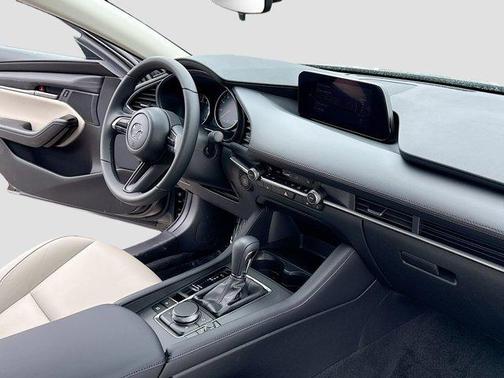 2026 Mazda Mazda3 FWD w/Preferred Package