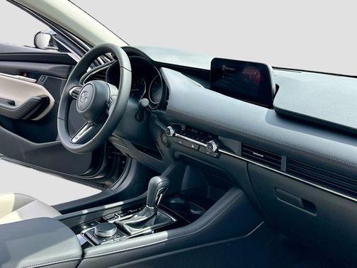 2025 Mazda Mazda3 FWD w/Preferred Package