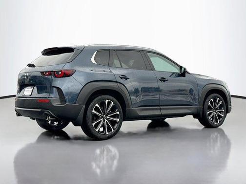 2026 Mazda CX-50 Premium