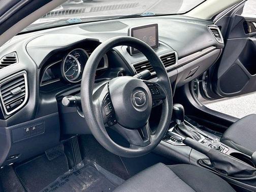 2015 Mazda Mazda3 i Sport
