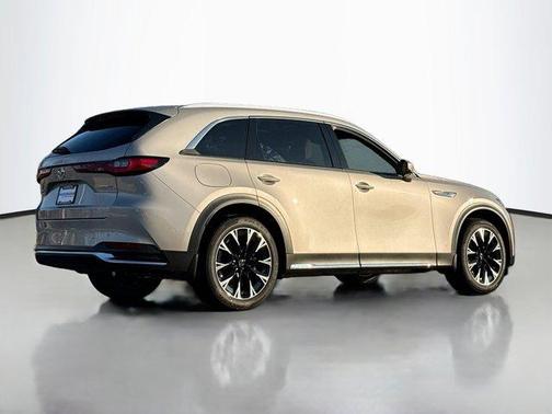 2026 Mazda CX-90 Premium Plus