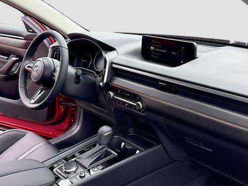 2026 Mazda CX-50 Premium