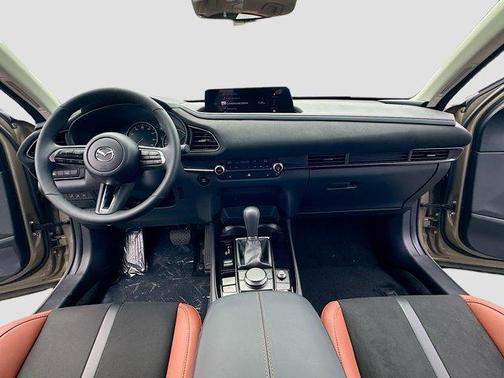 2025 Mazda CX-30 2.5 Carbon Turbo